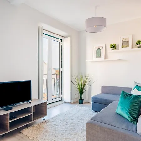 Mbird Lapa River View Duplex * Lizbona