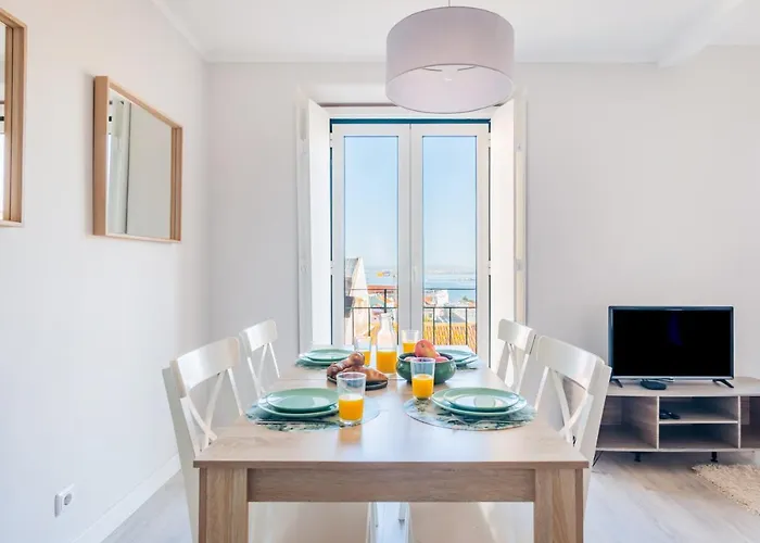 Mbird Lapa River View Duplex